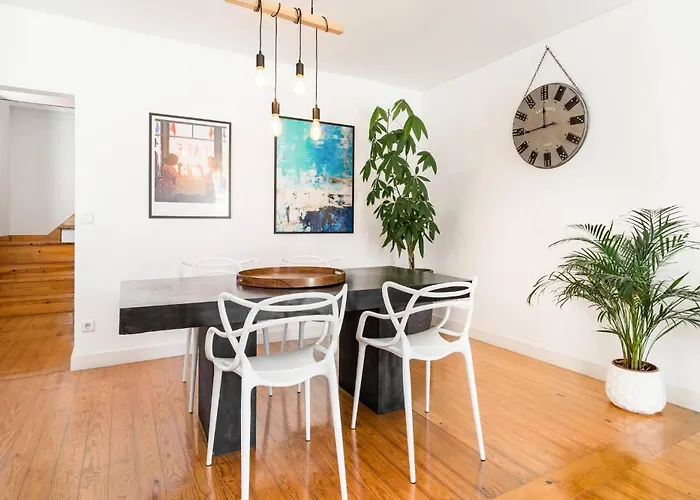 Downtown Duplex *